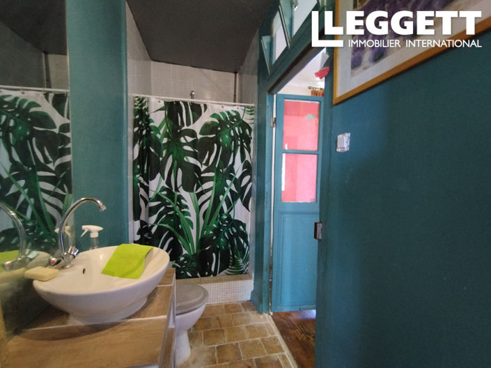 Image No.6-4 Bed House for sale