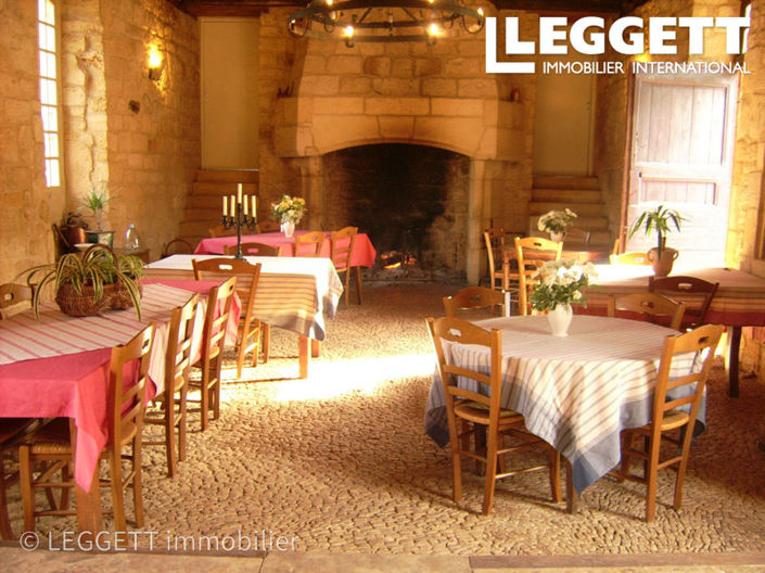 Image No.6-10 Bed House for sale