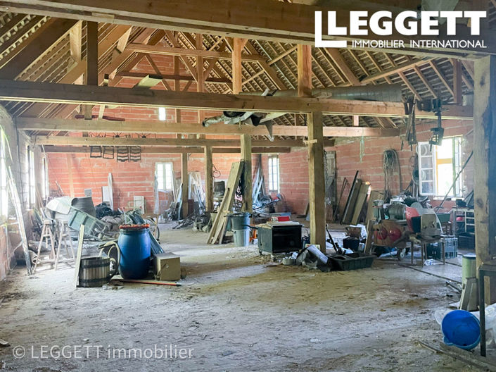 Image No.8-10 Bed House for sale