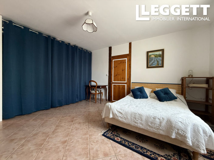 Image No.7-3 Bed House for sale