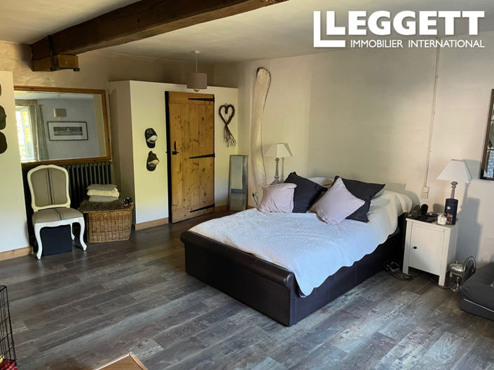 Image No.9-4 Bed House for sale