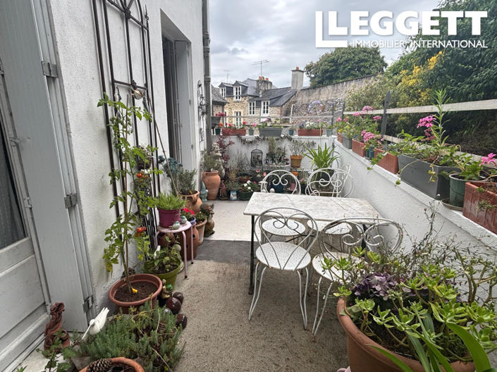 Image No.2-4 Bed House for sale