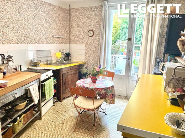 Image No.8-4 Bed House for sale