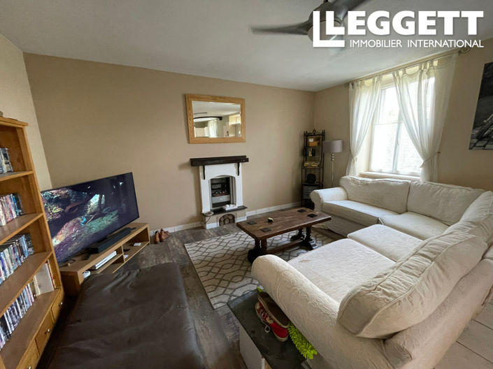 Image No.3-4 Bed House for sale