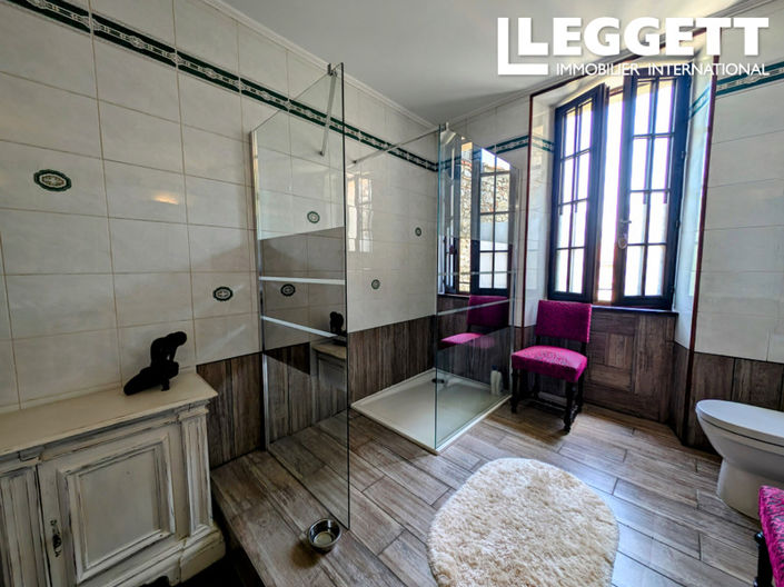 Image No.7-4 Bed House for sale