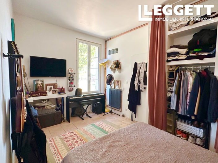 Image No.6-3 Bed House for sale