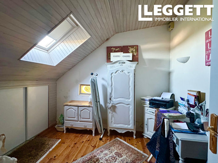 Image No.7-3 Bed House for sale