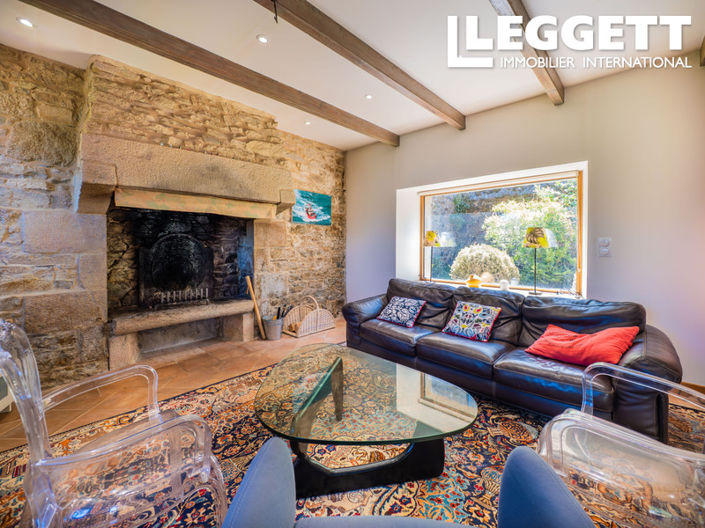 Image No.8-9 Bed House for sale