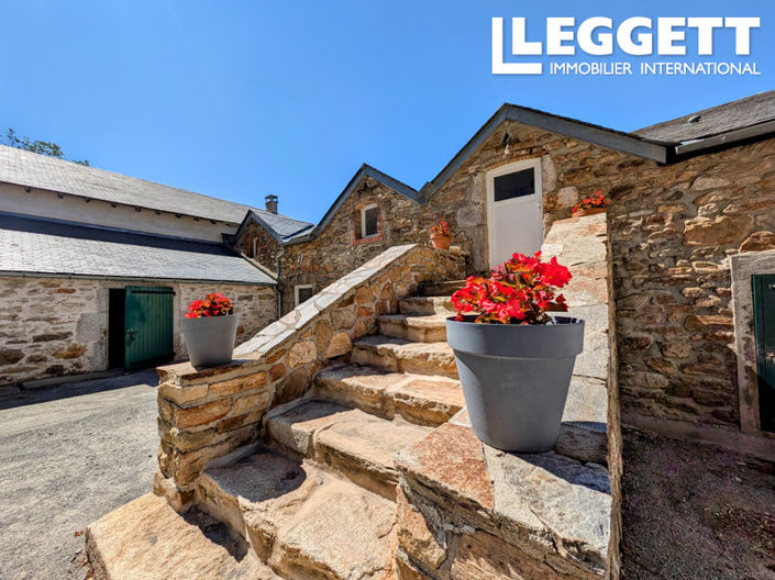 Image No.9-9 Bed House for sale