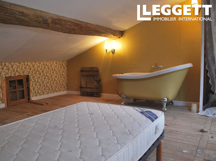 Image No.8-Maison de 2 chambres à vendre à Val-d'Oire-et-Gartempe