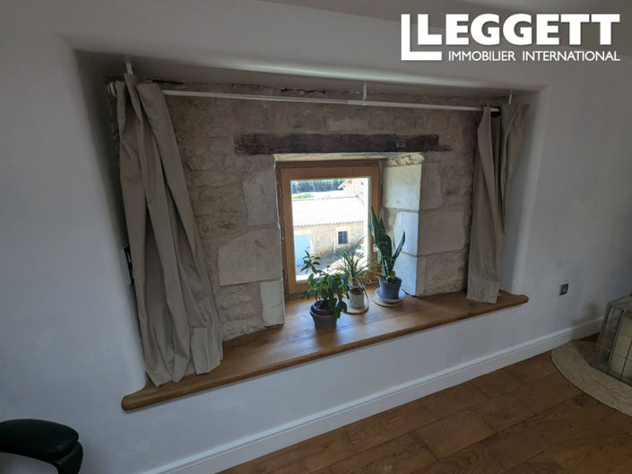 Image No.7-6 Bed House for sale