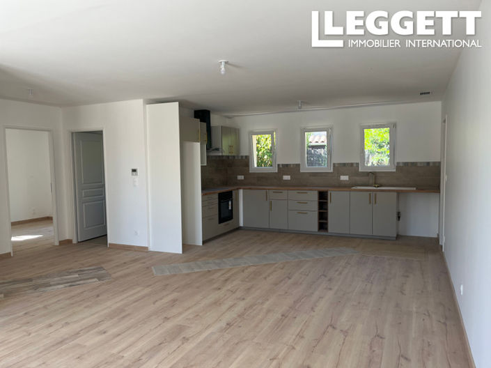 Image No.9-2 Bed House for sale