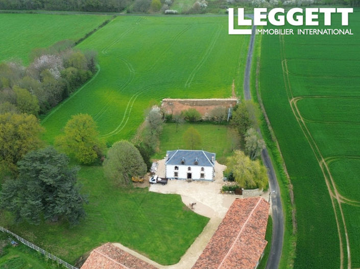 Image No.10-3 Bed House for sale