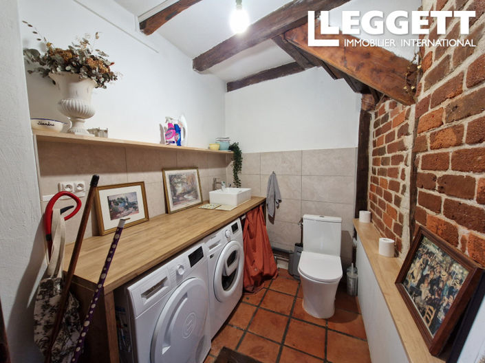 Image No.8-5 Bed House for sale