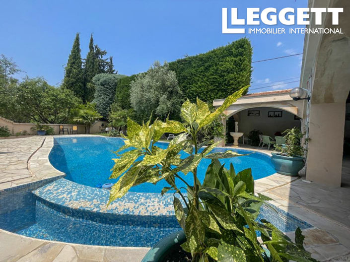 Image No.2-5 Bed House for sale