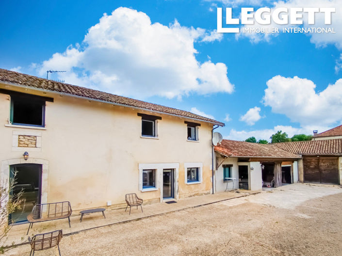 Image No.1-3 Bed House for sale