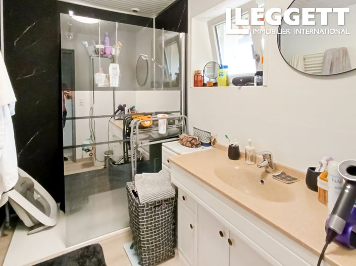 Image No.7-3 Bed House for sale