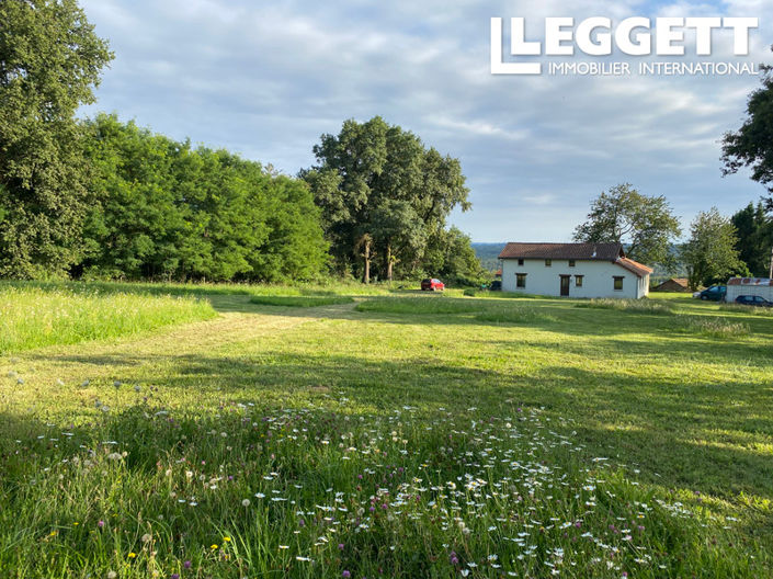 Image No.10-4 Bed House for sale