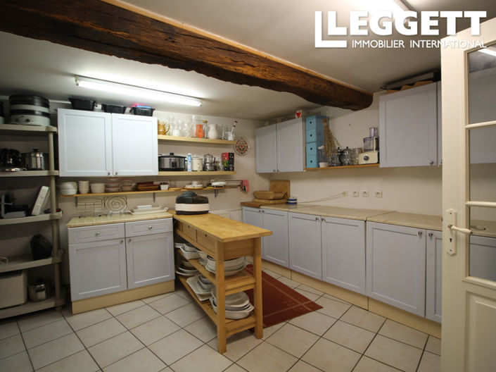 Image No.9-7 Bed House for sale