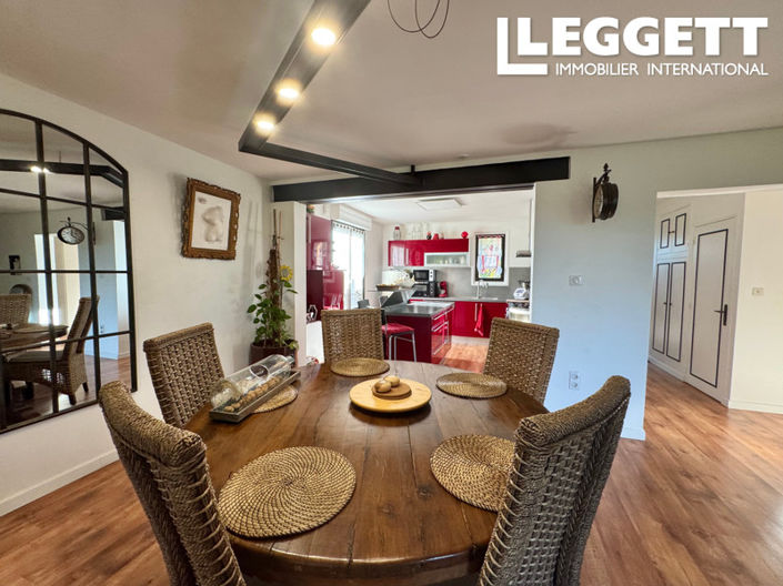 Image No.6-3 Bed House for sale