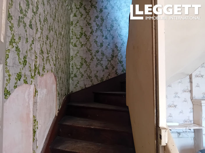 Image No.9-3 Bed House for sale