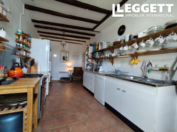 Image No.6-2 Bed House for sale