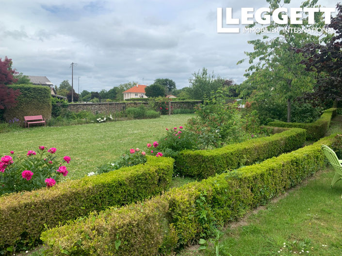 Image No.5-9 Bed House for sale