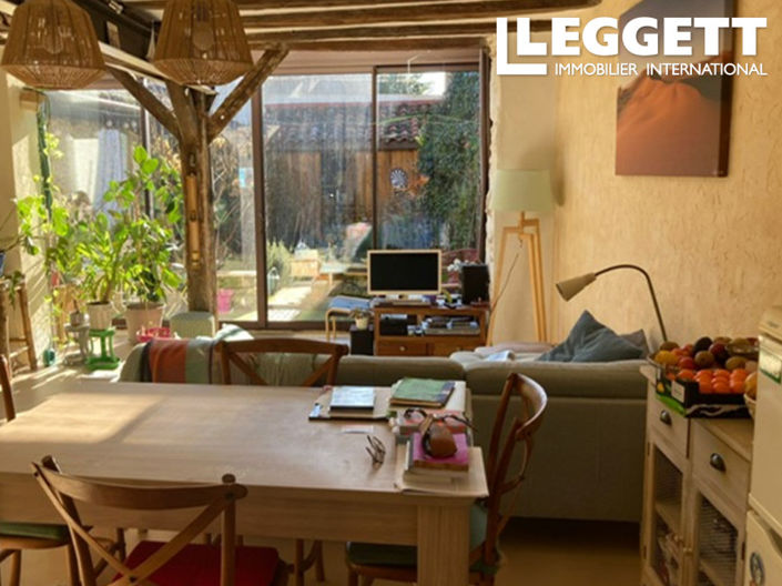 Image No.5-2 Bed House for sale