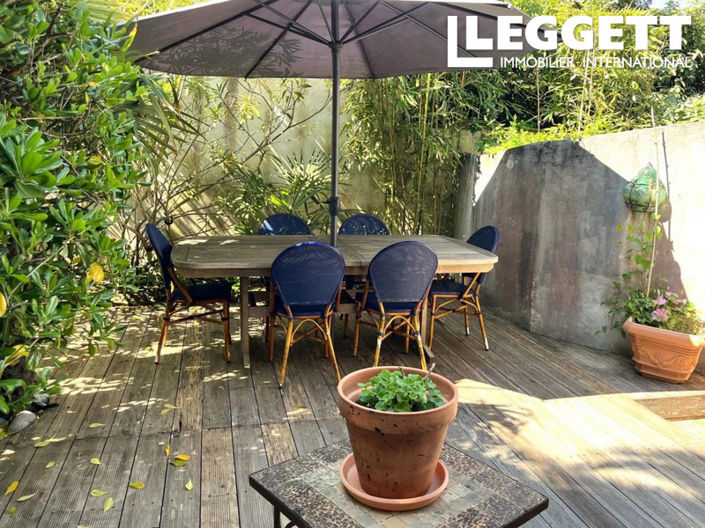 Image No.8-5 Bed House for sale