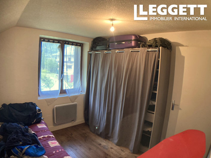 Image No.8-2 Bed House for sale