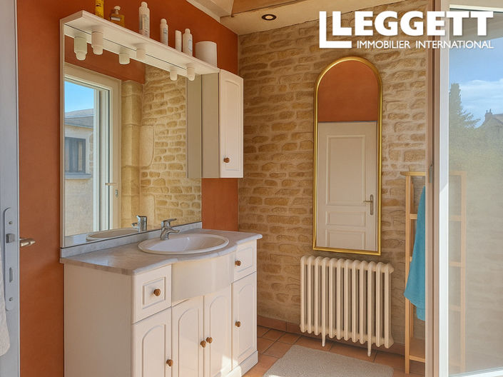 Image No.9-3 Bed House for sale