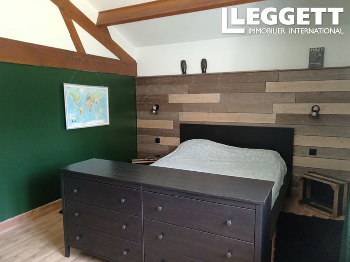 Image No.10-2 Bed House for sale