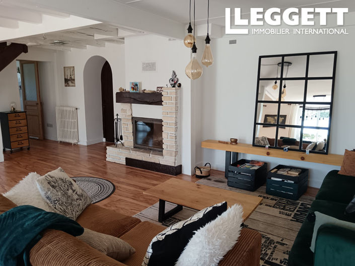 Image No.6-2 Bed House for sale