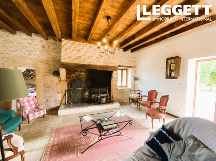 Image No.3-6 Bed House for sale