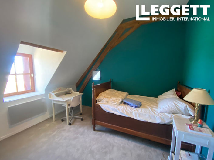 Image No.5-6 Bed House for sale