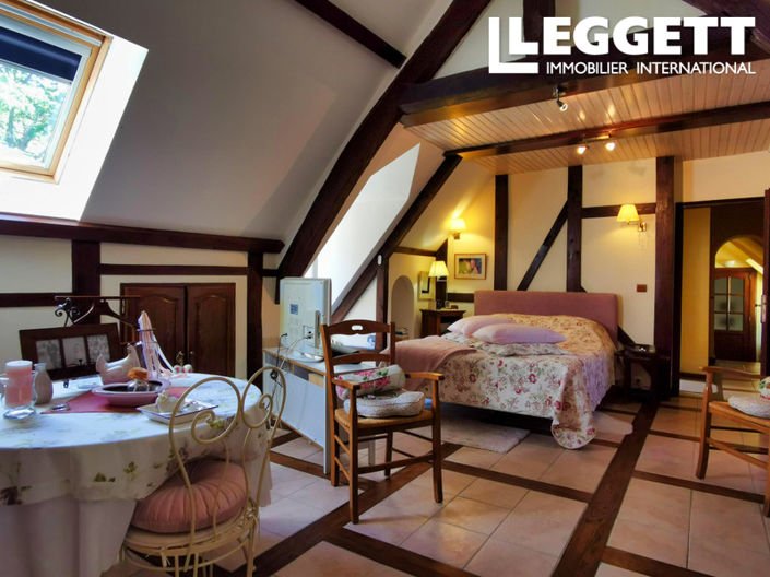 Image No.10-5 Bed House for sale