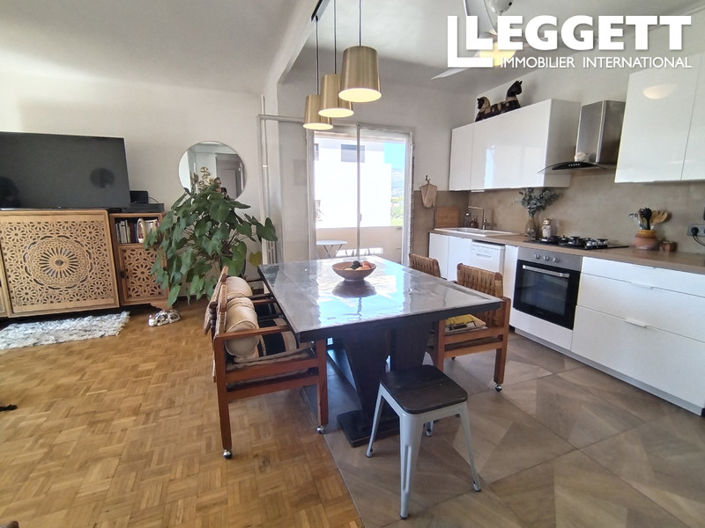 Image No.1-3 Bed Apartment for sale