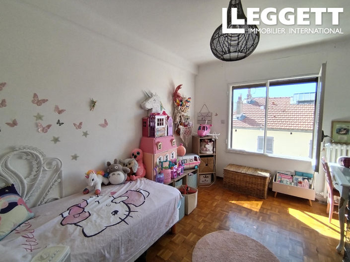 Image No.8-3 Bed Apartment for sale