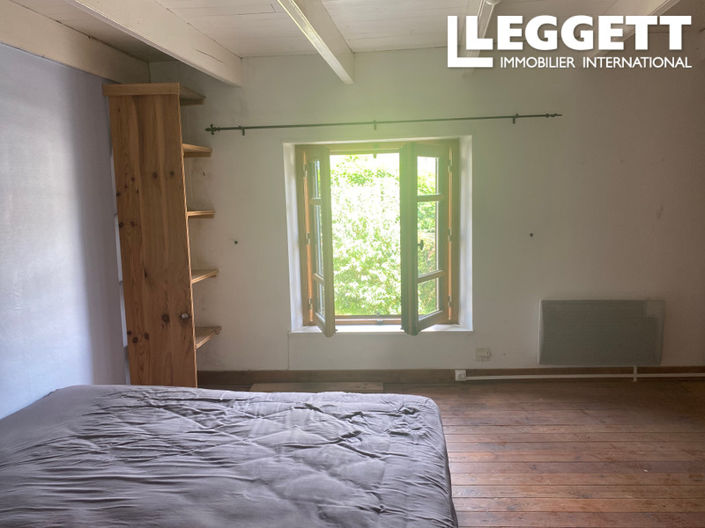 Image No.10-1 Bed House for sale