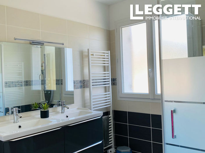 Image No.8-Maison de 6 chambres à vendre à Trélissac