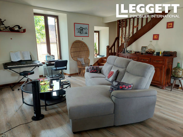 Image No.5-6 Bed House for sale