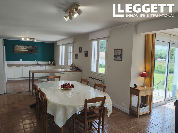 Image No.2-7 Bed House for sale