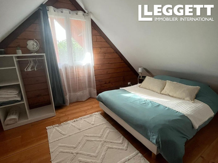 Image No.8-3 Bed House for sale