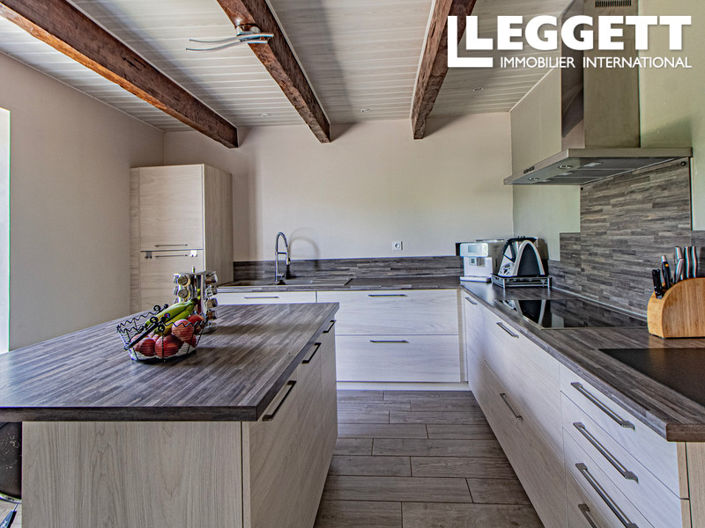 Image No.5-Maison de 8 chambres à vendre à L'Honor-de-Cos