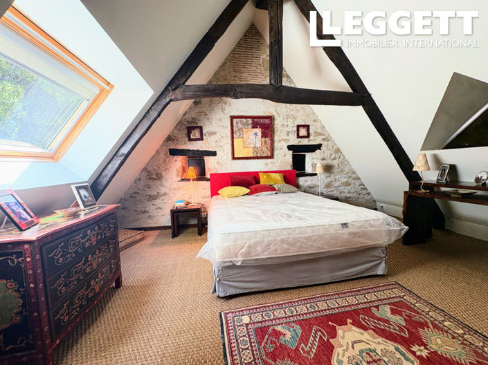 Image No.7-4 Bed House for sale