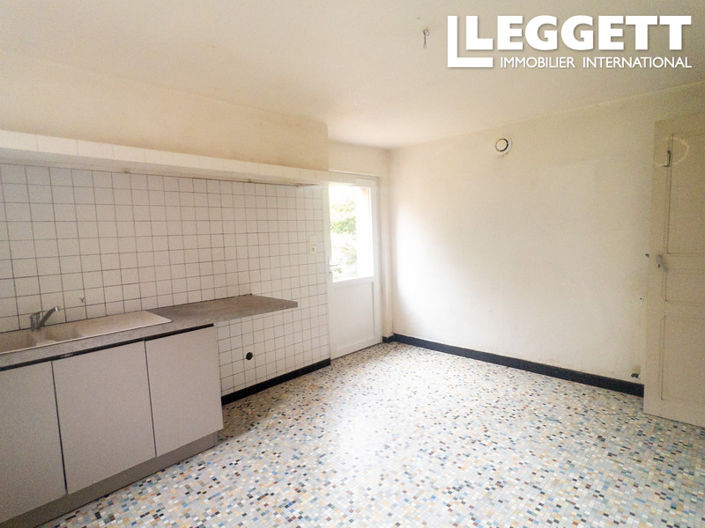 Image No.10-4 Bed House for sale