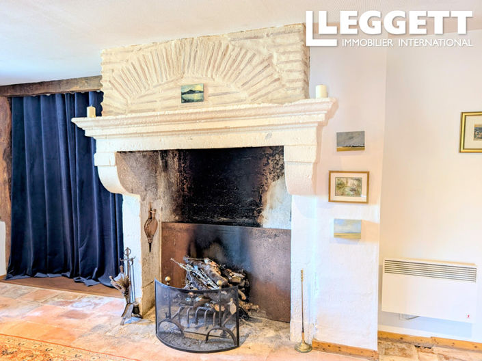 Image No.8-4 Bed House for sale