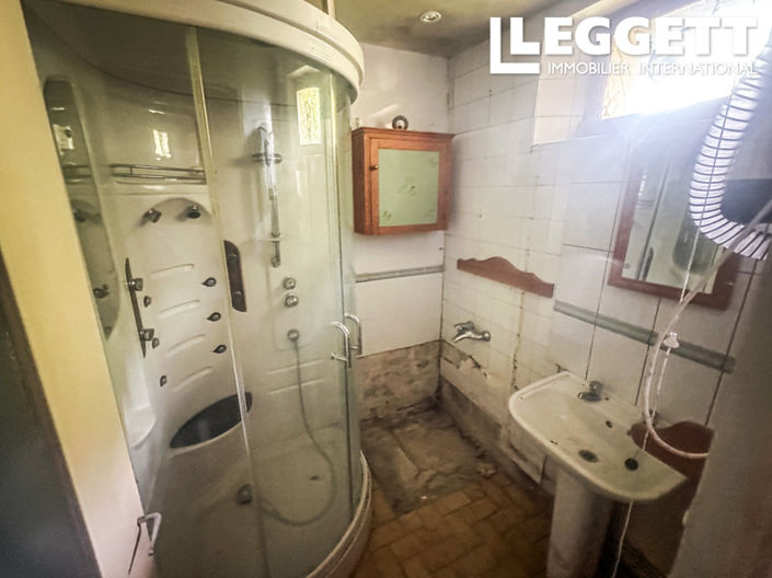 Image No.7-2 Bed House for sale