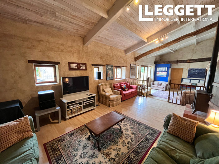 Image No.5-8 Bed House for sale