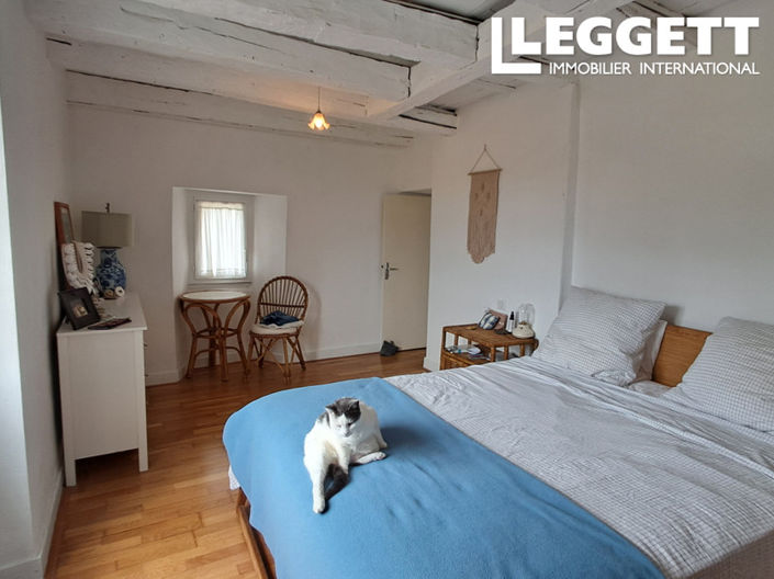 Image No.9-3 Bed House for sale